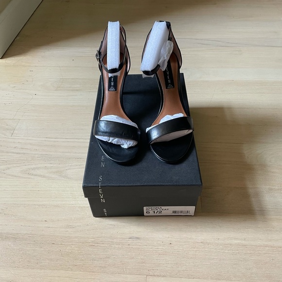 Steve Madden Women’s Heels size 6.5 - Picture 8 of 13